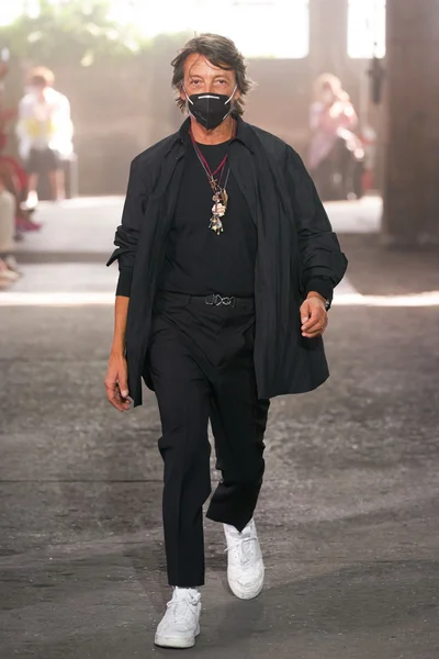 Look 67